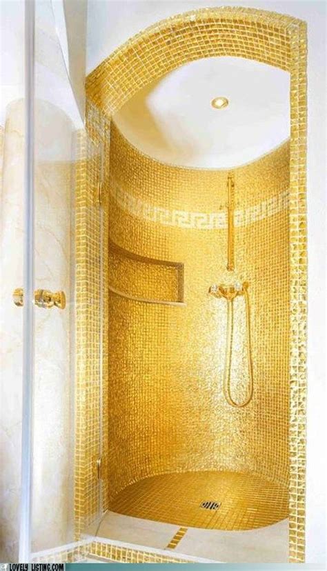 Golden Shower (give) Escort Neuzeug